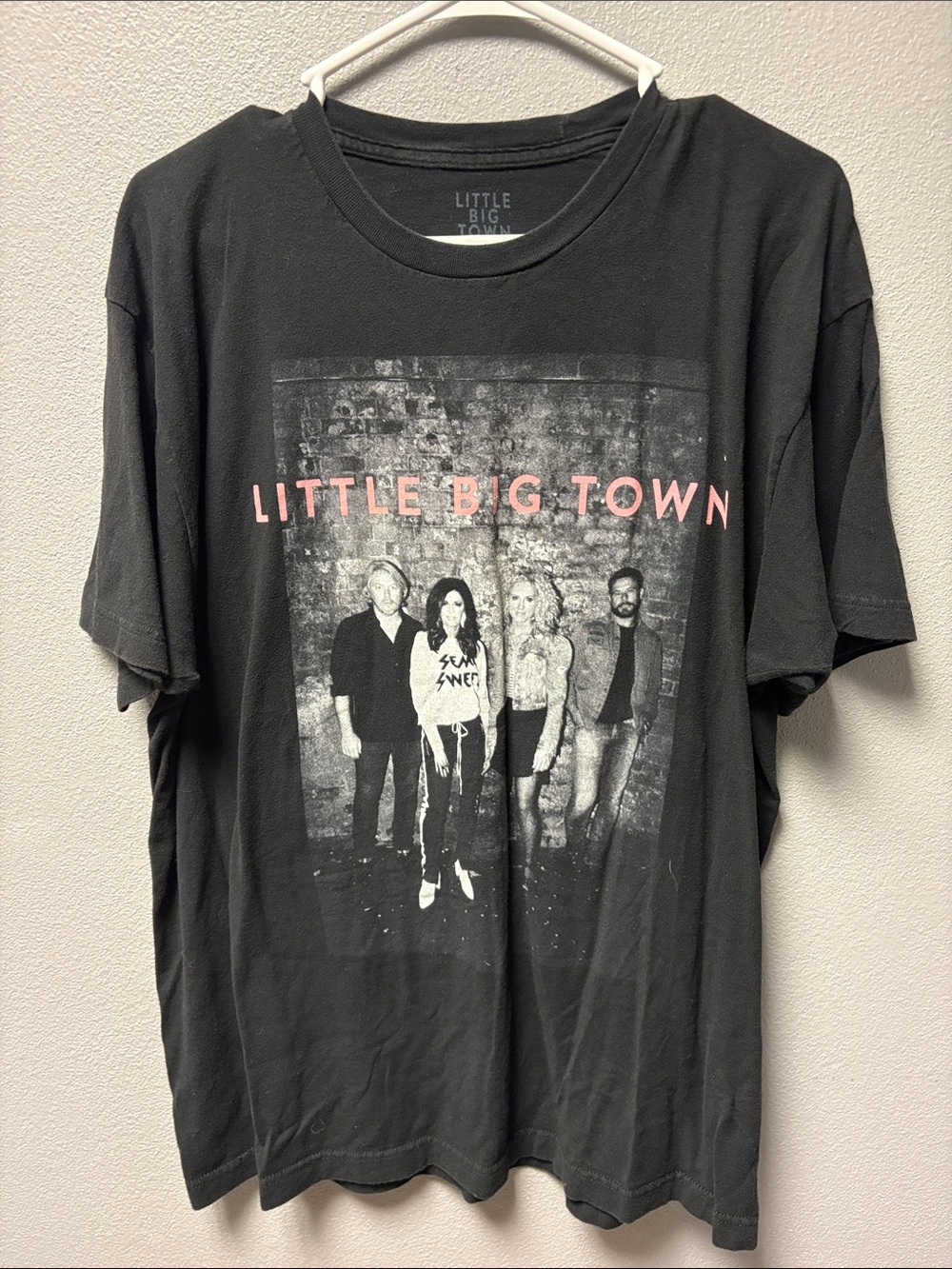 Women’s Little Big Town “The Breakers Tour” Black Short Sleeve Graphic Tee